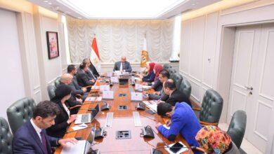 صورة الوزير أثناء الإجتماع